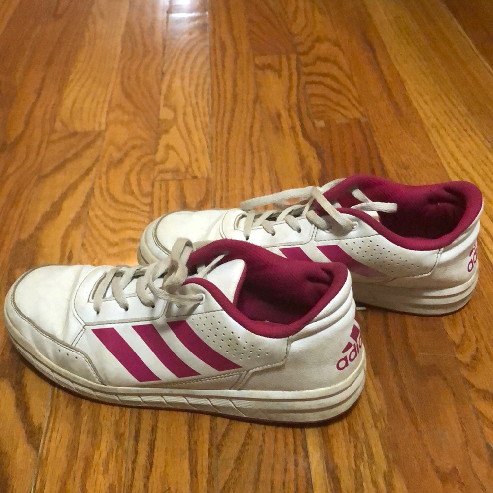 USED WOMENS SIZE 6 Adidas Pink&white shoes